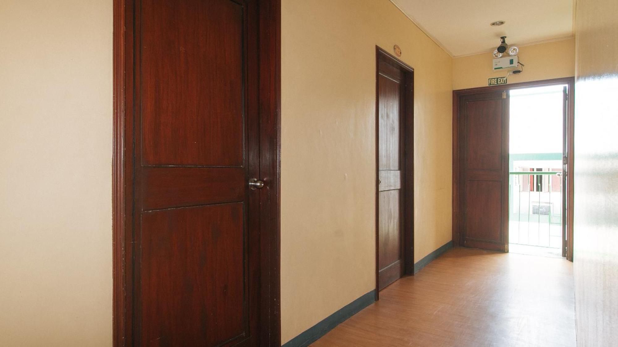 Bliss Hotel Dau Mabalacat Exterior photo